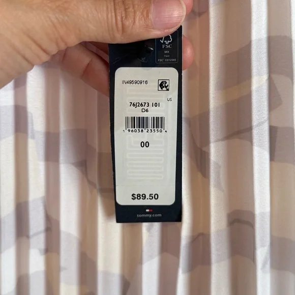 Tommy Hilfiger Adaptive Chiffon Pleated Skirt. Size XS - Picture 8 of 9